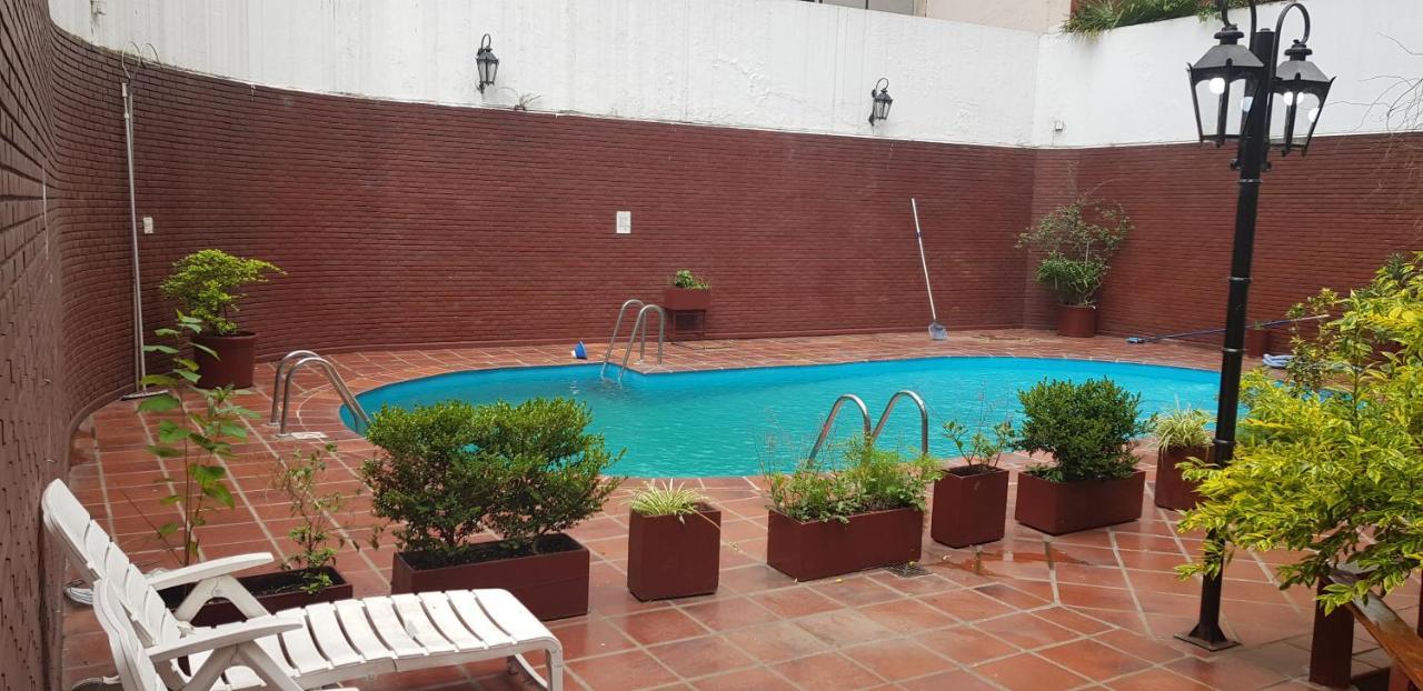 Suipacha 3* Ciudad Autónoma de Buenos Aires